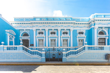 the blue cake building