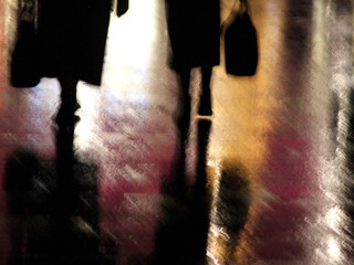 dwie osoby na spacerze © Magdalena