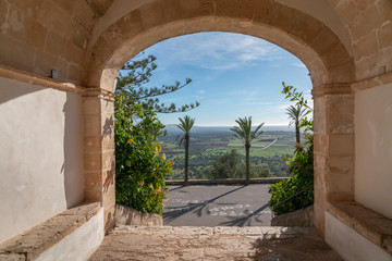 Obraz premium View of the Pla de Mallorca, from the entrance of the sanctuary of Mount Sion, in Porreres.