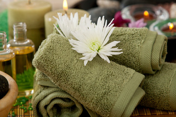 Obraz na płótnie Canvas Spa arrangement with towels, oils and soap