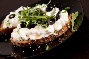 Delicious fresh cottage cheese and cucumbers sandwich