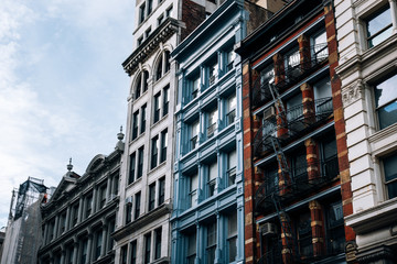 Representative architectural style of  SOHO buildings in Lower Manhattan New York City - obrazy, fototapety, plakaty