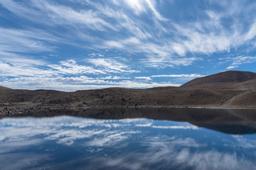 Obraz na płótnie Canvas Nevado de Toluca hiking mountain and lake 
