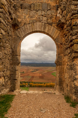 Obraz premium Gorzmaz fortress a very cloudy day in Soria