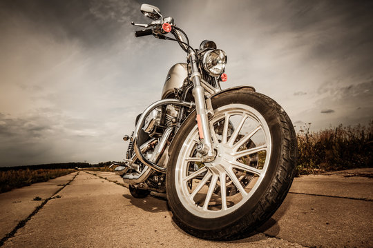 Harley-Davidson - Sportster 883 Low