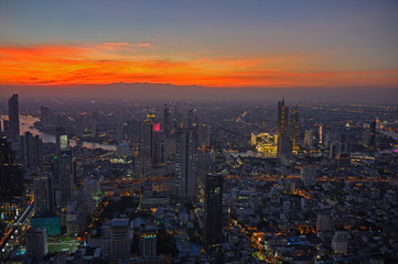 Panorama au crépuscule sur Bangkok