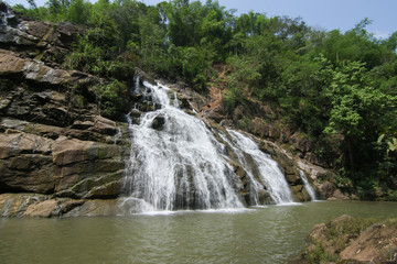 Obraz premium Views of waterfalls and rocky cliffs