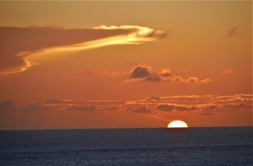 Sonnenuntergang über dem Meer