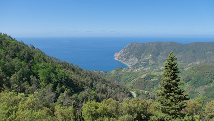 Panorama delle Cinque Terre dal santuario di Soviore