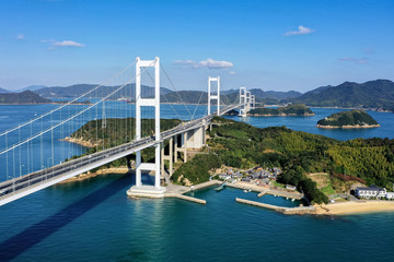 馬島と来島海峡（しまなみ海道）　空撮