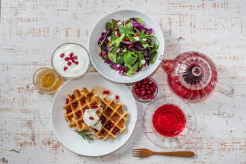 ワッフル Waffles of Dutch, French and Belgian foods