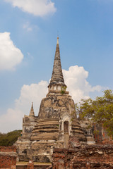 Fototapeta premium Close up Stupa building at Wat Ratchaburana temple, Thailand Ayutthaya february 2015