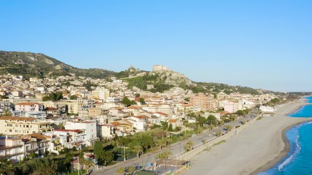 Roccella Jonica vista aerea della citt&agrave; calabrese che si affaccia sul mare Mediterraneo