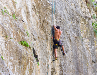 Prohodna cave, climbing on the eyes