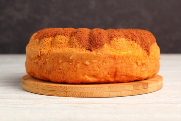 Chocolate and Vanilla Marble Cake