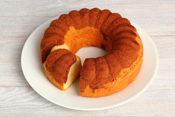 Chocolate and Vanilla Marble Cake