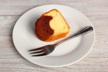 Chocolate and Vanilla Marble Cake