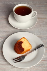 Chocolate and Vanilla Marble Cake