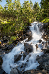 Fototapeta na wymiar mountain creek moody long exposure 