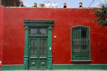 Fototapeta na wymiar Red house in Lima, Peru