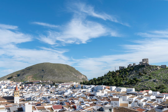 Teba es un pueblo situada en la provincia de M&aacute;laga, Andaluc&iacute;a, Espa&ntilde;a.