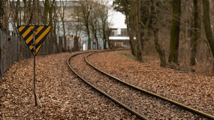 A railway train and an indication of the presence of a warp 