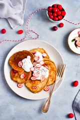 placki dyniowe z makiem i żurawiną