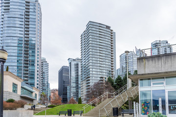Obraz premium Nowoczesne budynki mieszkalne w Vancouver, Kolumbia Brytyjska, Kanada.