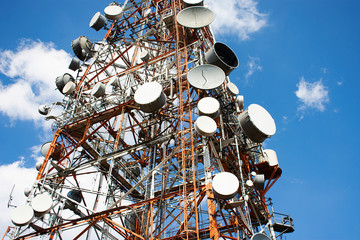 Transmission tower