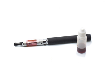 e-cigarettes or vape with re-fill bottle