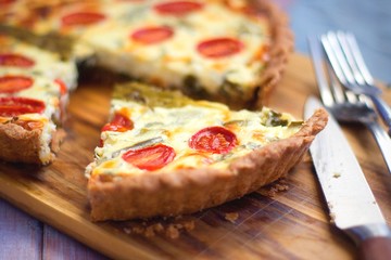 Wild garlic whole grain quiche
