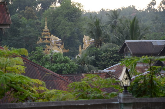 unterwegs in Yangon: Pagoden