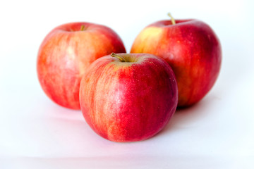 Fototapeta na wymiar Red juicy Apples bouncing