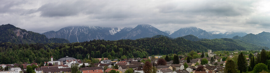 Fototapeta na wymiar panorama of mountains and fussen