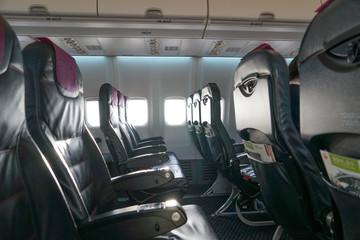 旅客機の座席　普通席