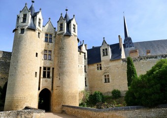 Obraz premium L’ entréedu château de Montreuil-Bellay