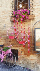 Montefalco Italy pink bike valentine