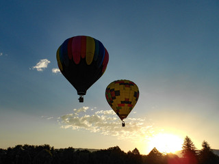 Obraz premium Balloons at Sunrise