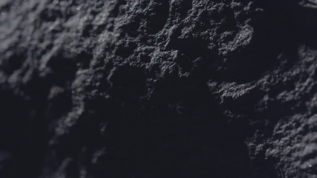 the movement of iron ore, shadow and lighting