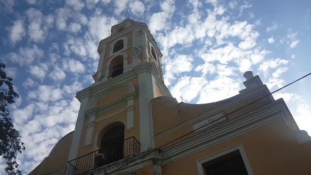 Sunny day in Trinidad under San Fransisco de Assis Curch