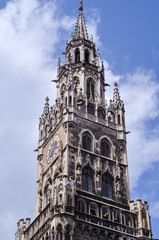 Fototapeta na wymiar Turm eines Rathauses