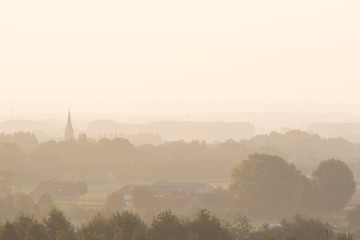 Zicht op Bellegem tijdens een mistige ochtend, Kortrijk, Belgium