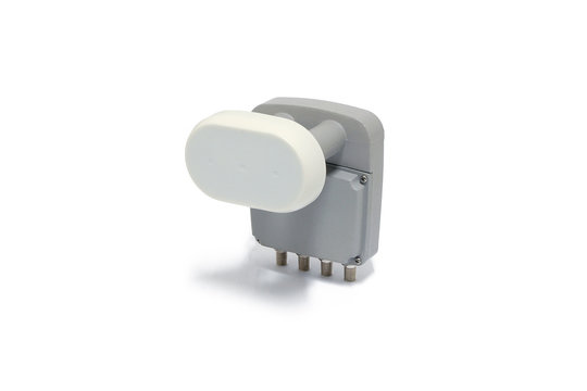 Freestanding quad monoblock lnb for satellite reception