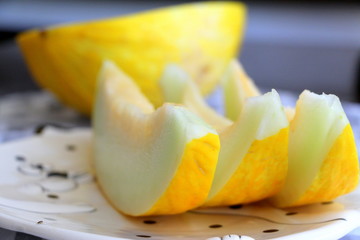  Melon. Yellow berry. The slices are juicy and sweet. Vitamins Healthy Eating.