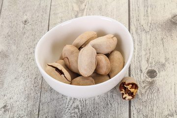Pecan nuts heap