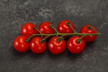Ripe tomatoes on the branch
