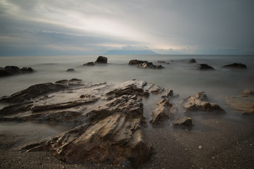  making long exposure near the sea
