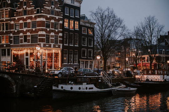 Amsterdam la nuit © lorabarra