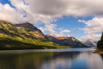 Fototapeta premium Waterton Clouds