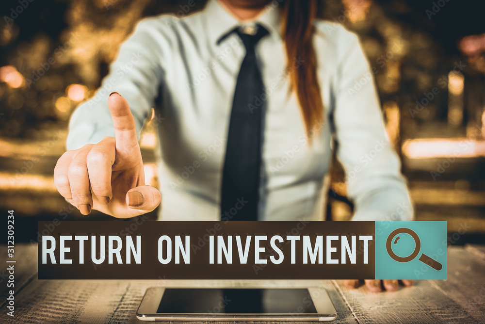 Poster handwriting text writing return on investment. conceptual photo ratio between the net profit and cos